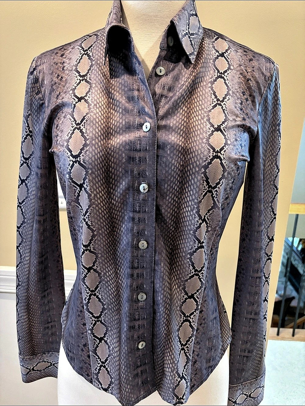 Laundry Snakeskin Print Button Down Gray Black